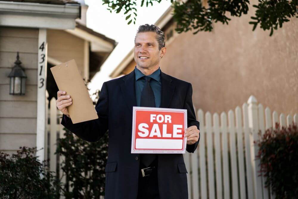 Tips To Help You Sell Your House Fast