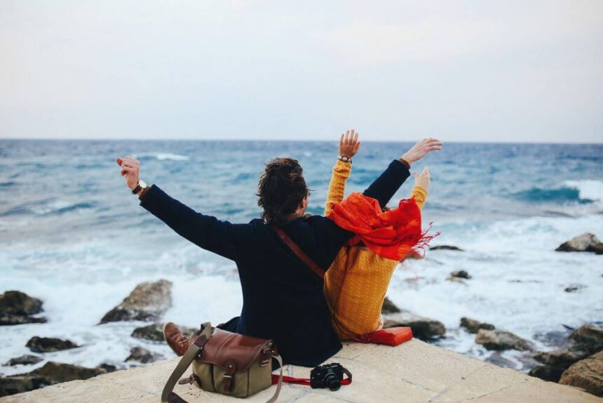 Traveling This Holiday Season? Here’s How to Make Every Journey Enjoyable